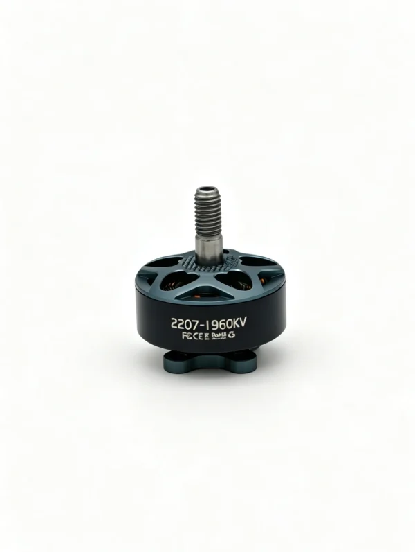 2207 无刷电机 1960KV，产品白底图